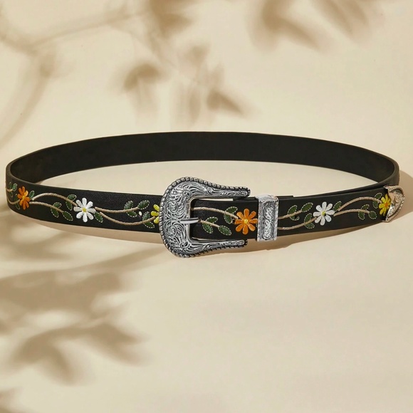 Western Vegan Leather Embroidered Floral Silver Tone Buckle Belt - Picture 2 of 12